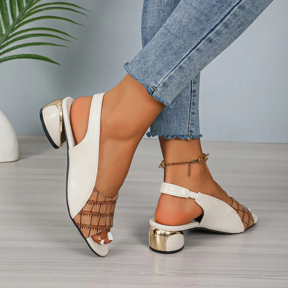 Ventina Mid Heels - Image 10
